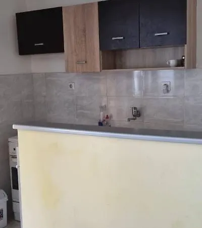 Nakov Next To Bus Station Appartement *